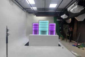THI CÔNG BACKDROP 3D LIVESTREAM CHẠY LED VIỀN