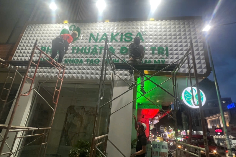 THI CÔNG BỘ CHỮ NỔI THẨM MỸ VIỆN NAKISA